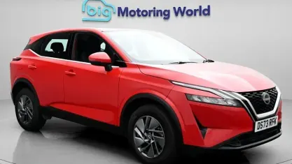 Used Nissan Qashqai Acenta Premium 140 HP (102 kW) 2023 Red SUV