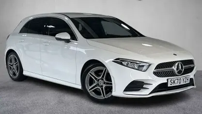 Used Mercedes A180 AMG line 136 HP (100 kW) 2020 White Hatchback