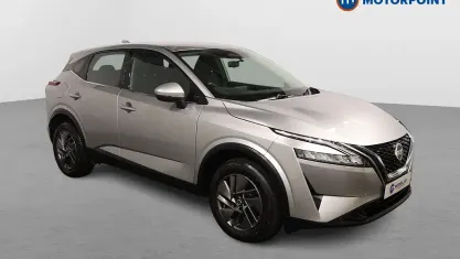 Used Nissan Qashqai Acenta Premium 158 HP (116 kW) 2022 Silver SUV