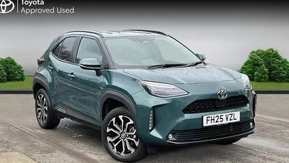 Used Toyota Yaris Hybrid Design 116 HP (85 kW) 2025 Estate