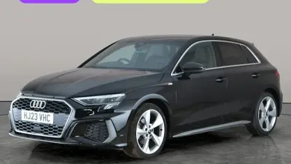 Usado Audi A3 Sportback S-Line 150 HP (110 kW) 2023 Preto Citadino