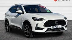 Solid white pearl Used 2023 MG HS Trophy SUV | £16,649 (Fair price)