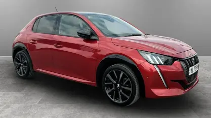 Used Peugeot 208 Premium 131 HP (96 kW) 2022 Hatchback