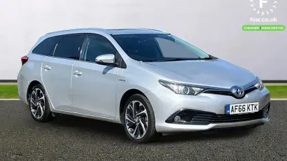 Used Toyota Auris Touring Sports Design 136 HP (100 kW) 2016 Silver Estate