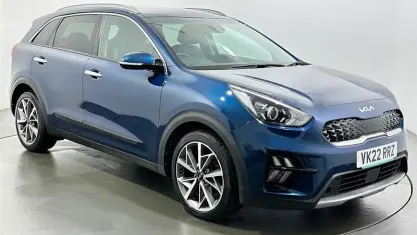 Usado Kia Niro 141 HP (103 kW) 2022 Azul SUV