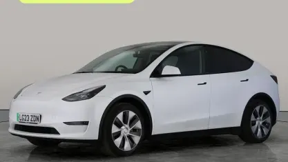 Usado Tesla Model Y Long Range AWD 286 kW (389 HP) 2025 SUV