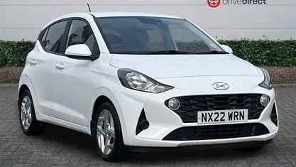 Used Hyundai i10 SE 67 HP (49 kW) 2022 White Hatchback