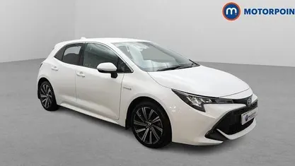 Used 2021 Toyota Corolla Design Hatchback | £17,199 (Fair price)