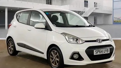 Used Hyundai i10 Premium 66 HP (48 kW) 2017 Hatchback