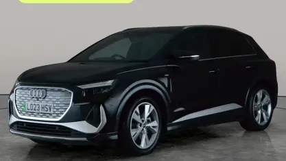 Usado Audi Q4 e-tron S-Line 150 kW (204 CV) 2023 SUV