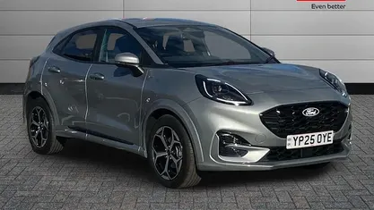 Used 2025 Ford Puma ST-Line Hatchback | £18,699 (Fair price)