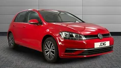 Red Used 2018 VW Golf VII SE Hatchback | £10,350 (Fair price)
