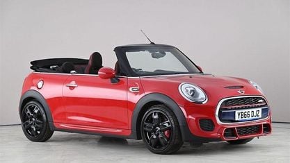 Używany Mini John Cooper Works Cabriolet 231 KM (169 kW) 2016 Czerwony Kabriolet