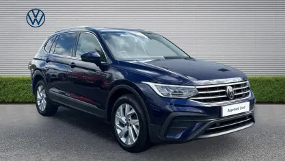 Second-hand VW Tiguan Allspace Life 150 CP (110 kW) 2023 Albastru SUV