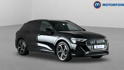 Usado Audi e-tron Black Edition 230 kW (313 CV) 2022 Negro SUV