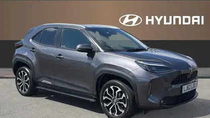 Used Toyota Yaris Hybrid Design 116 HP (85 kW) 2026 Estate