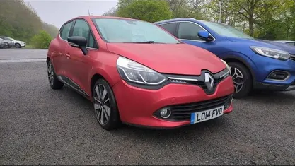 Used Renault Clio IV Dynamique 90 HP (66 kW) 2015 Hatchback