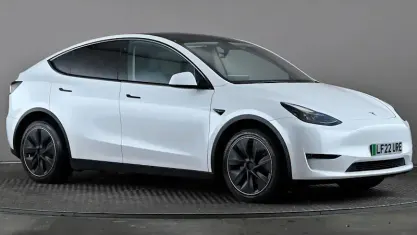 Begagnad Tesla Model Y Long Range AWD 286 kW (389 HK) 2025 SUV