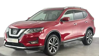 Used Nissan X-Trail Tekna 131 HP (96 kW) 2017 Red SUV