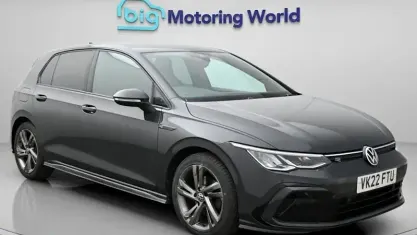 Second-hand VW Golf VIII R-line 150 CP (110 kW) 2024 Hatchback