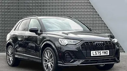 Black Used 2025 Audi Q3 Black Edition SUV | £35,981 (Fair price)