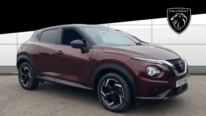 Used Nissan Juke N-Connecta 114 HP (83 kW) 2023 Red SUV