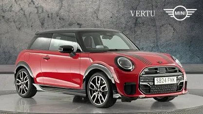 Used Mini Cooper Sport 204 HP (150 kW) 2024 Chili red ii Hatchback