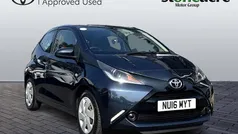 Blue Used 2016 Toyota Aygo X-play Hatchback | £5,500 (Fair price)