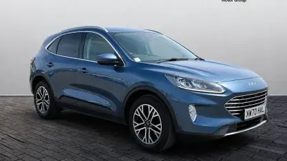 Used Ford Kuga Titanium 120 HP (88 kW) 2020 Blue SUV