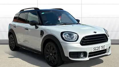 Usado Mini Cooper Classic 136 HP (100 kW) 2020 Citadino