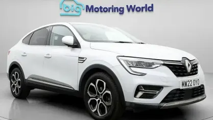 Używany Renault Arkana Version S 145 KM (106 kW) 2022 Biały SUV