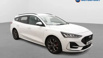Used Ford Focus ST-Line 125 HP (91 kW) 2022 White Estate