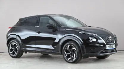 Używany Nissan Juke N-Connecta 143 KM (105 kW) 2023 Czarny SUV