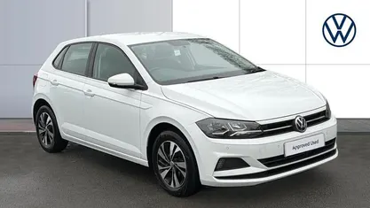 White Used 2019 VW Polo SE Hatchback | £12,171 (Fair price)