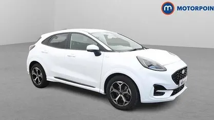 White Used 2025 Ford Puma ST-Line Hatchback | £19,799 (Fair price)