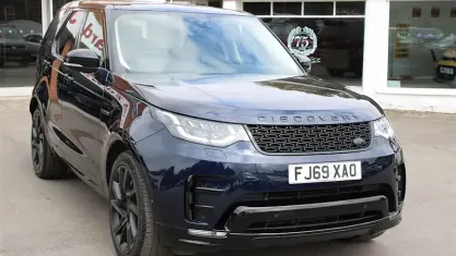 Used Land Rover Discovery 5 Landmark 306 HP (225 kW) 2019 Blue SUV