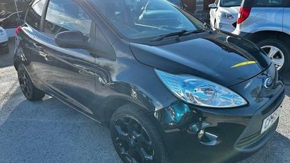 Käytetty Ford Ka Zetec 69 HP (50 kW) 2015 Musta Viistoperä