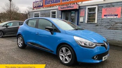 Usado Renault Clio IV Dynamique 90 HP (66 kW) 2014 Azul Citadino