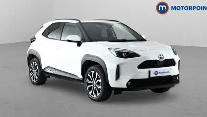 Used Toyota Yaris Cross Design 116 HP (85 kW) 2023 White SUV