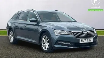 Gebraucht Skoda Superb SE Technology 150 PS (110 kW) 2022 Grau Kombi