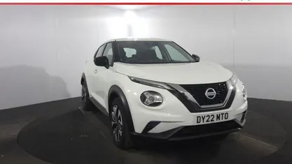 Used Nissan Juke Acenta 114 HP (83 kW) 2022 White SUV