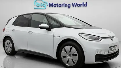 White Used 2022 VW ID.3 Pro Performance Hatchback | £18,000 (Fair price)