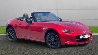 Used Mazda MX5 Inclusive 131 HP (96 kW) 2015 Red Cabriolet