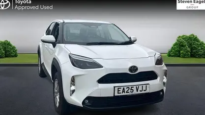 Used 2025 Toyota Yaris Hybrid Estate | £24,139 (Fair price)