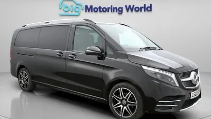 Used Mercedes V300 AMG line 237 HP (174 kW) 2023 Black MPV