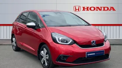 Used Honda Jazz Hybrid 109 HP (80 kW) 2022 Red Hatchback
