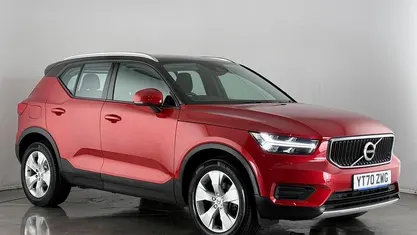 Used Volvo XC40 Momentum 163 HP (119 kW) 2020 Red SUV