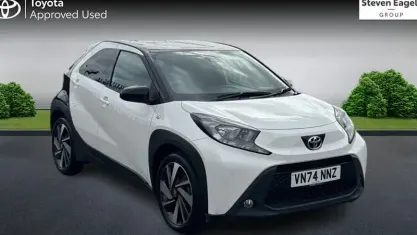 Used Toyota Aygo X 72 HP (52 kW) 2024 White SUV
