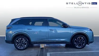 Blue Used 2024 Peugeot 5008 GT MPV | £28,885 (Fair price)
