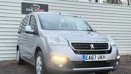 Second-hand Peugeot TePee Active 99 CP (72 kW) 2018 Break